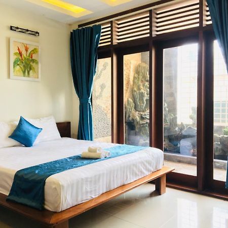 Whale Ocean View Hotel Дананг Екстер'єр фото
