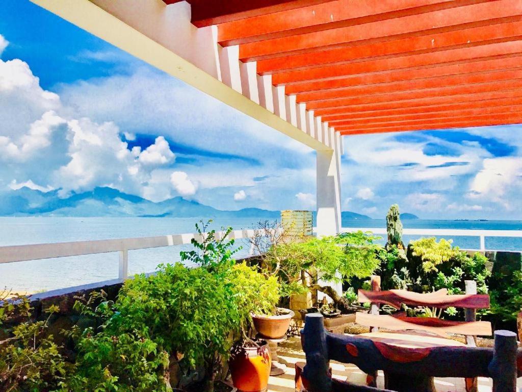 Whale Ocean View Hotel Дананг Екстер'єр фото