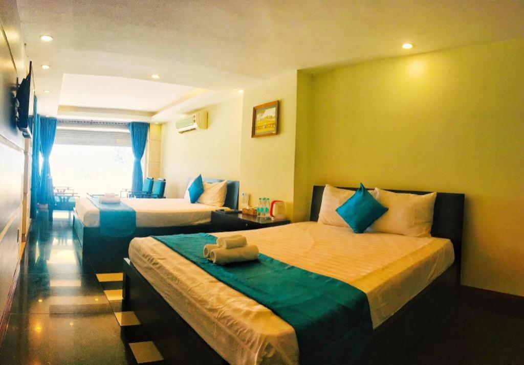 Whale Ocean View Hotel Дананг Екстер'єр фото