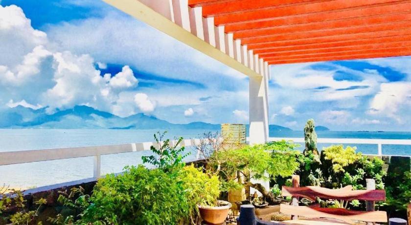 Whale Ocean View Hotel Дананг Екстер'єр фото