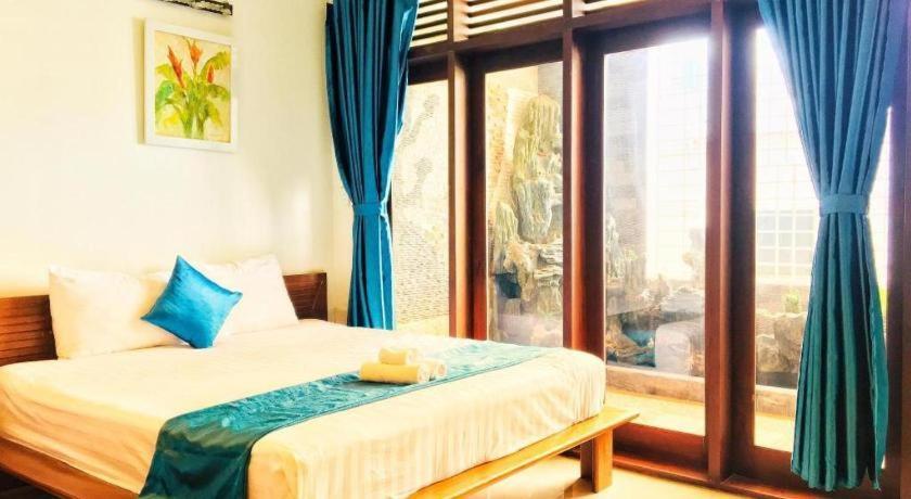 Whale Ocean View Hotel Дананг Екстер'єр фото