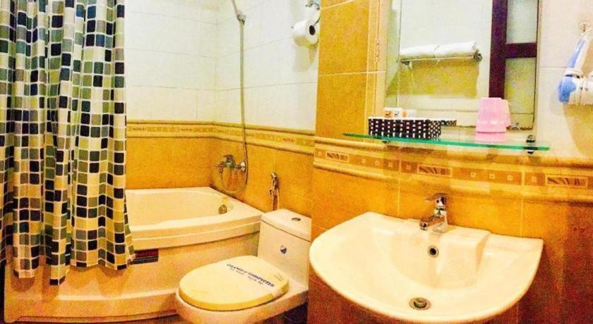 Whale Ocean View Hotel Дананг Екстер'єр фото