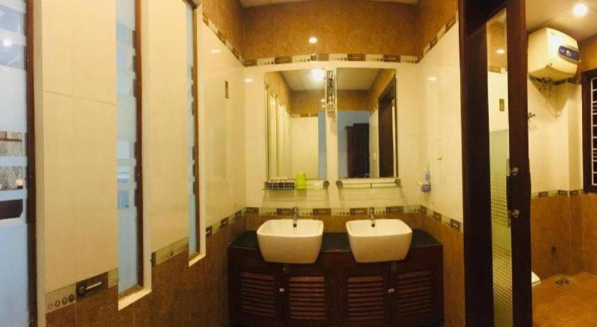 Whale Ocean View Hotel Дананг Екстер'єр фото